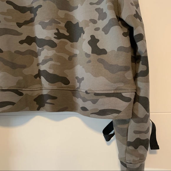 Design Lab | Camo Lace Up Sweatshirt - Picture 11 of 13
